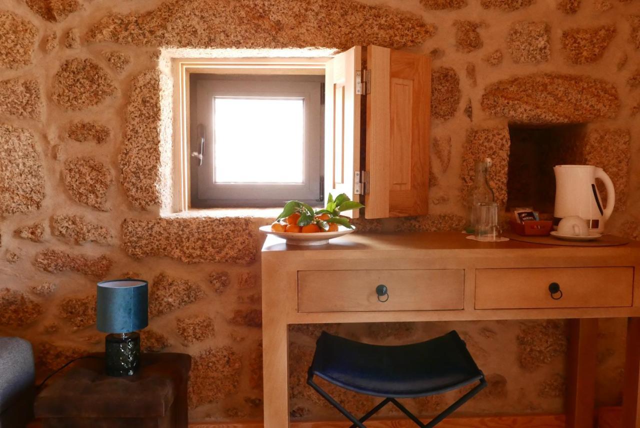 Bed and Breakfast Quinta De Sao Pedro De Vir-A-Corca Em Monsanto Exterior foto